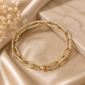 Diamond Paperclip Chain Bracelet in 14K Yellow Gold